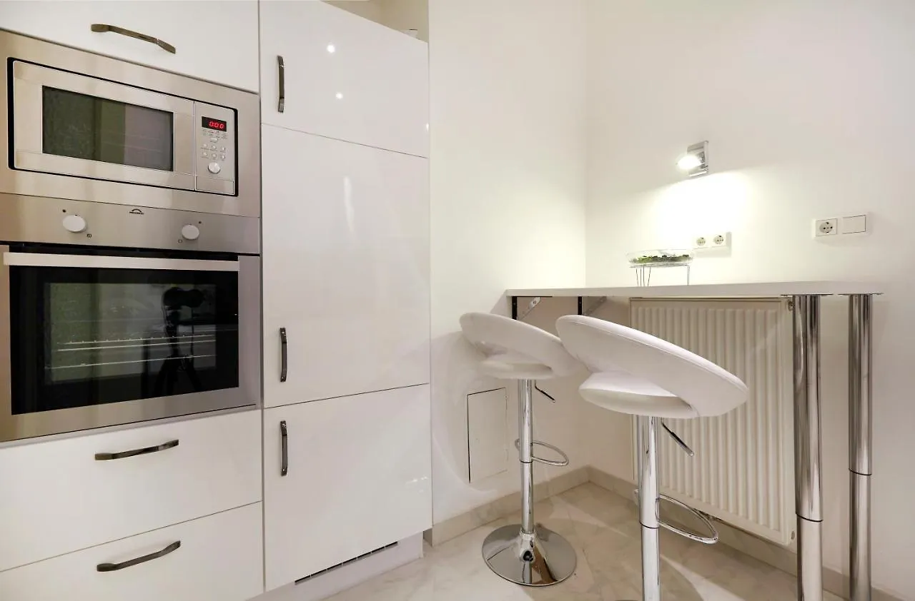 Urban Apartments In Vienna Downtown 0*,