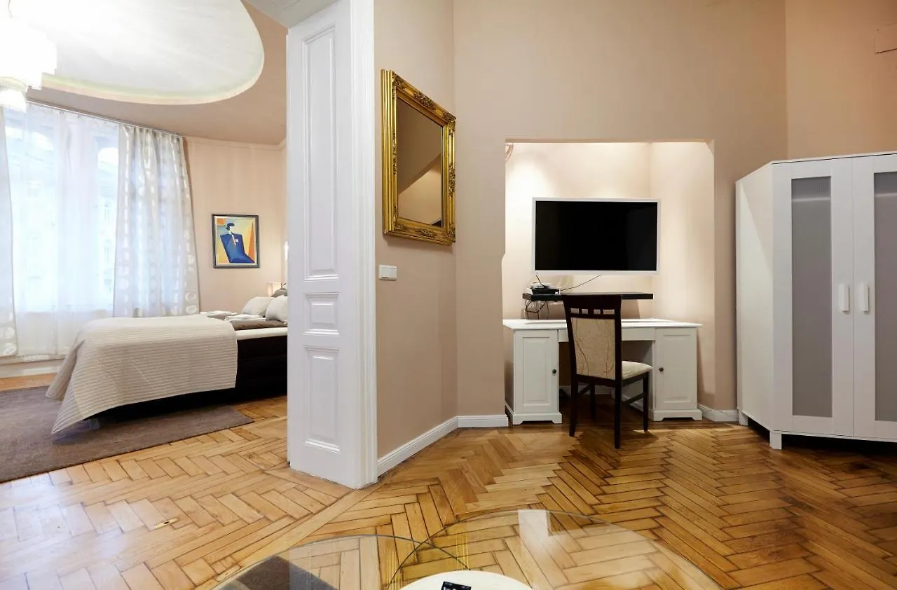 Urban Apartments In Vienna Downtown